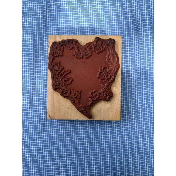 Vintage Rubber Floral Heart Stamp - Picture 3 of 5